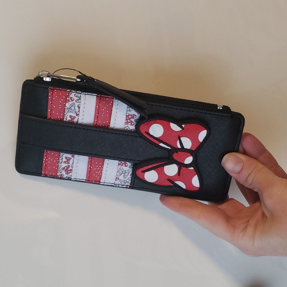 Minnie moise card holder